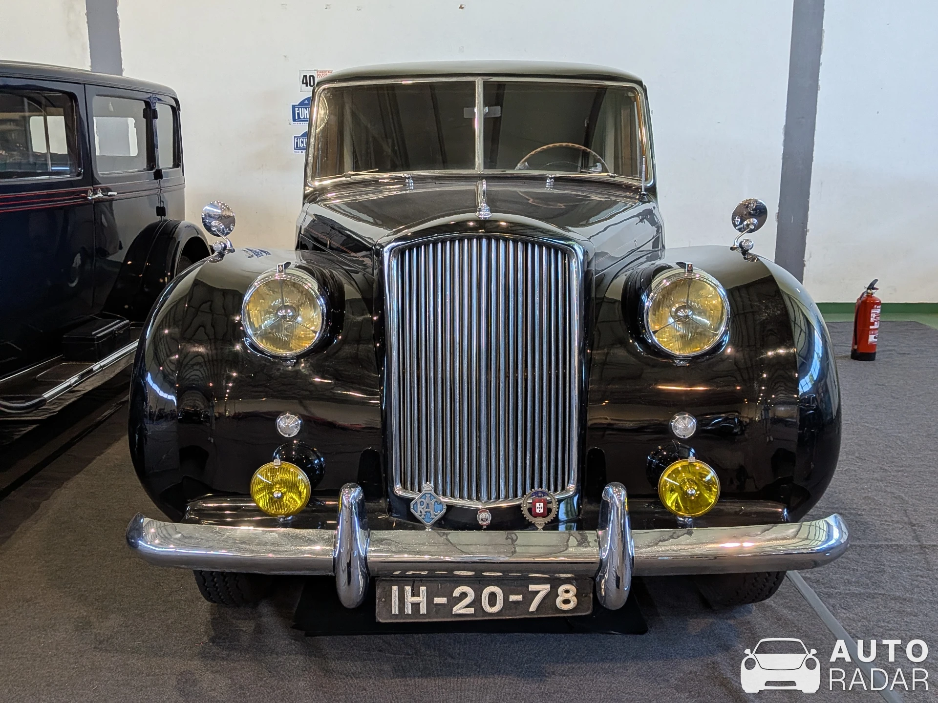 Bentley Continental R spotted in Caramulo