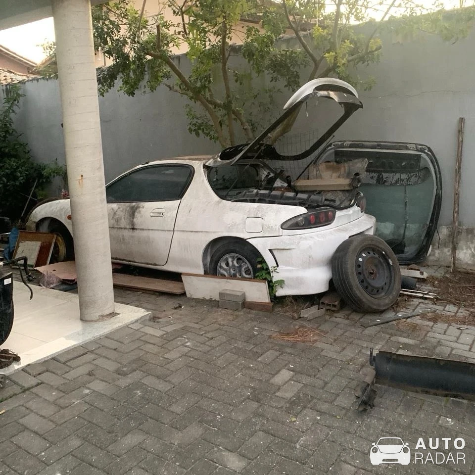 Mazda MX-3 spotted