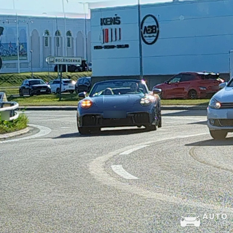 Porsche 992 Carrera GTS Cabriolet MkII spotted in Uppsala