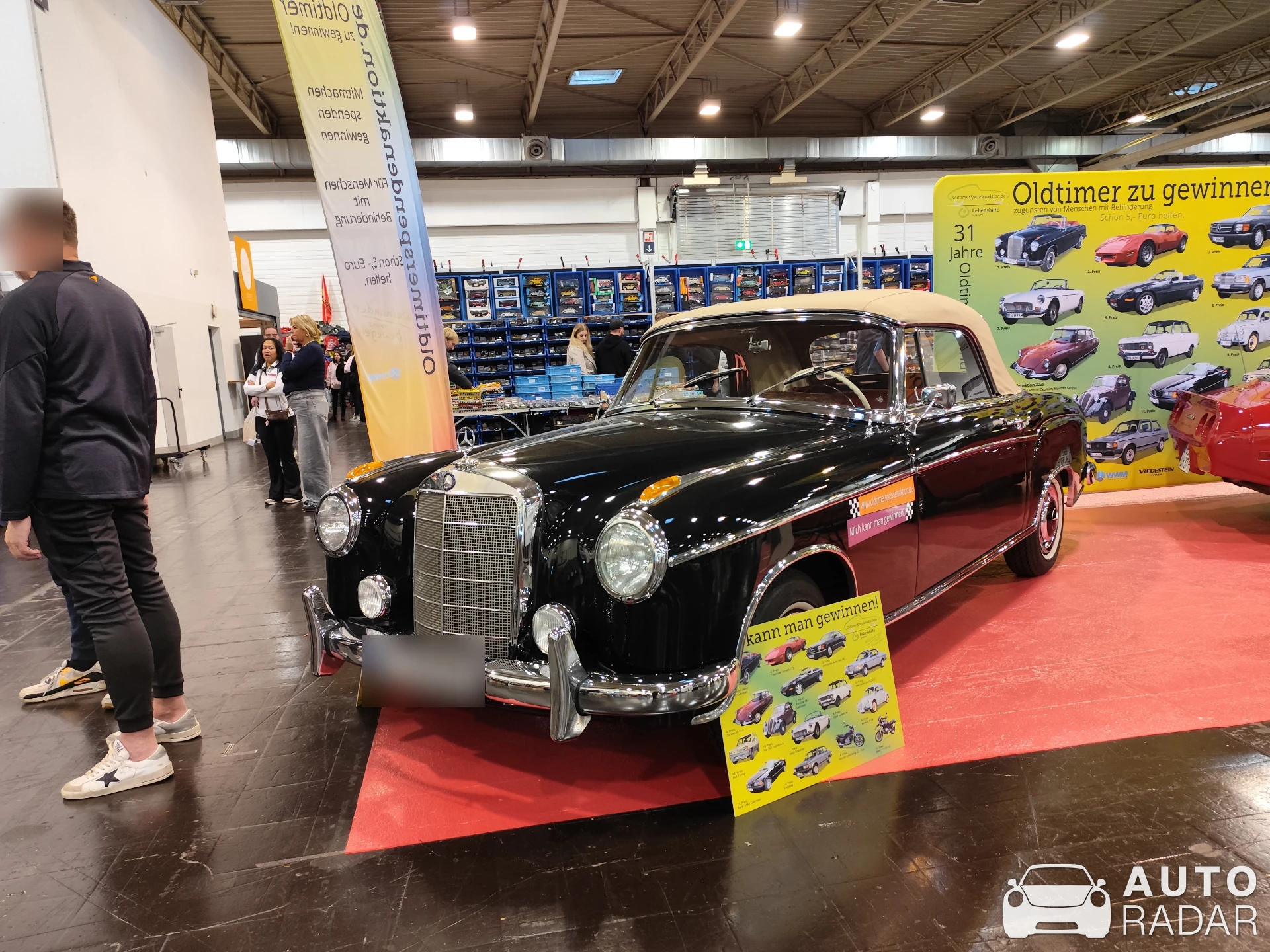 Mercedes-Benz W128 spotted in Essen
