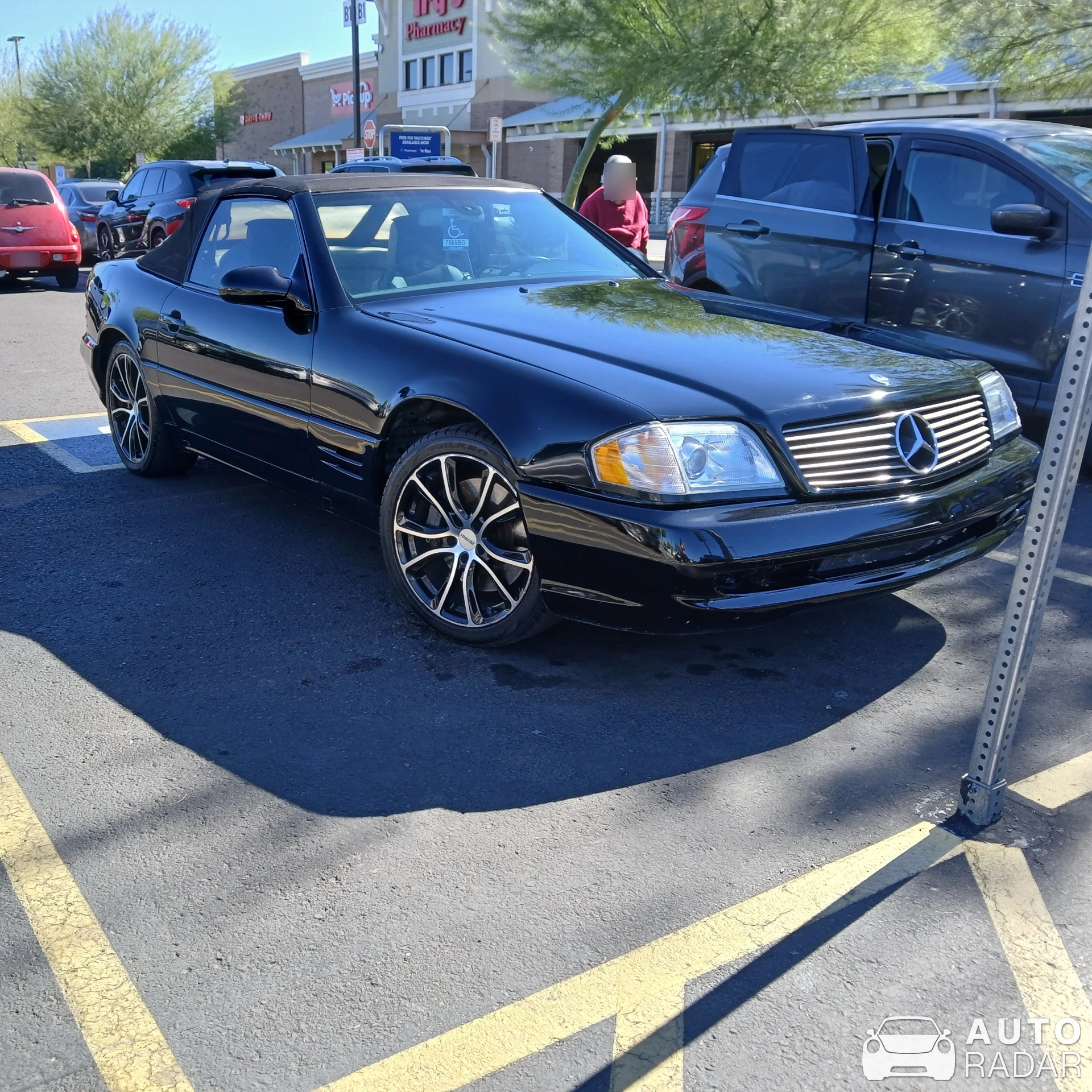 Mercedes-Benz SL 500 spotted in Phoenix, United States
