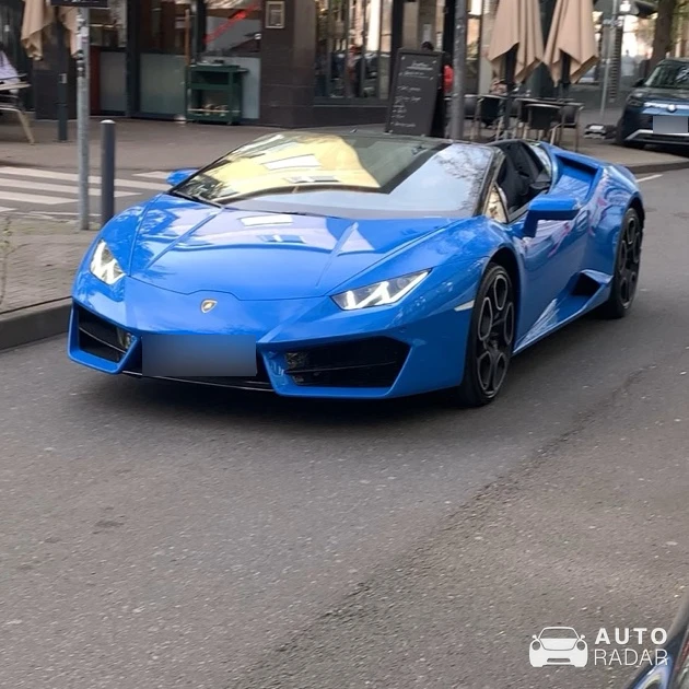 Lamborghini Huracán LP580-2 Spyder spotted in Frankfurt am Main
