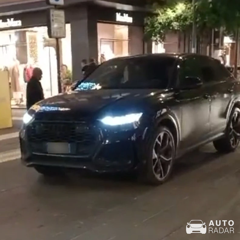 Audi RS Q8 spotted in Bari, Italy