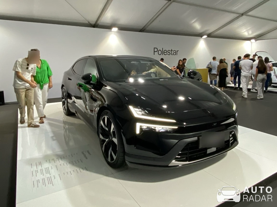 Polestar 4 spotted in Porto