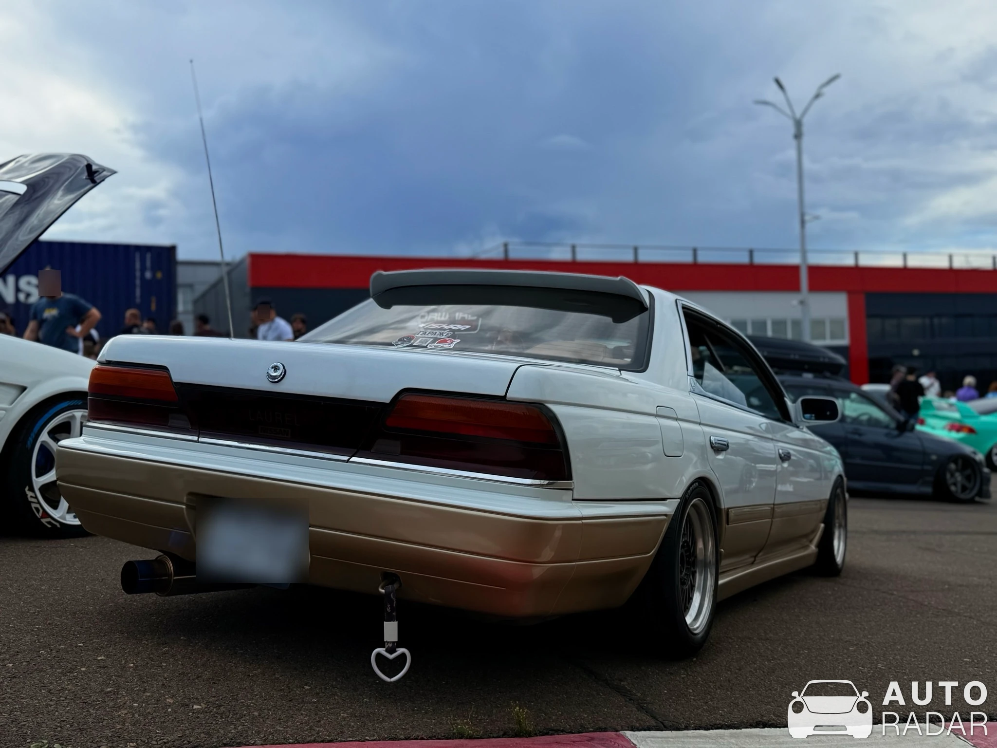 Nissan Laurel spotted in Красноярск