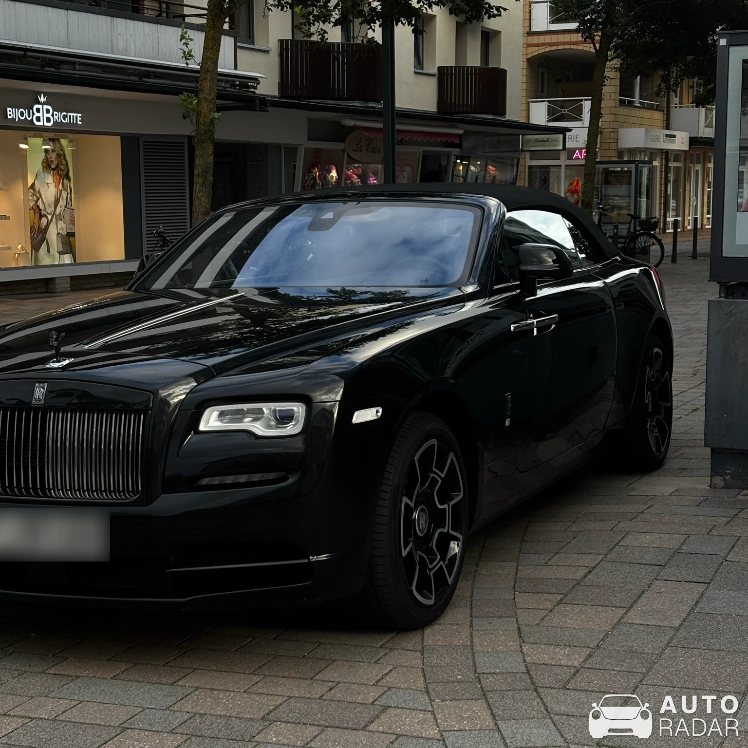 Rolls-Royce Dawn Black Badge spotted in Sylt