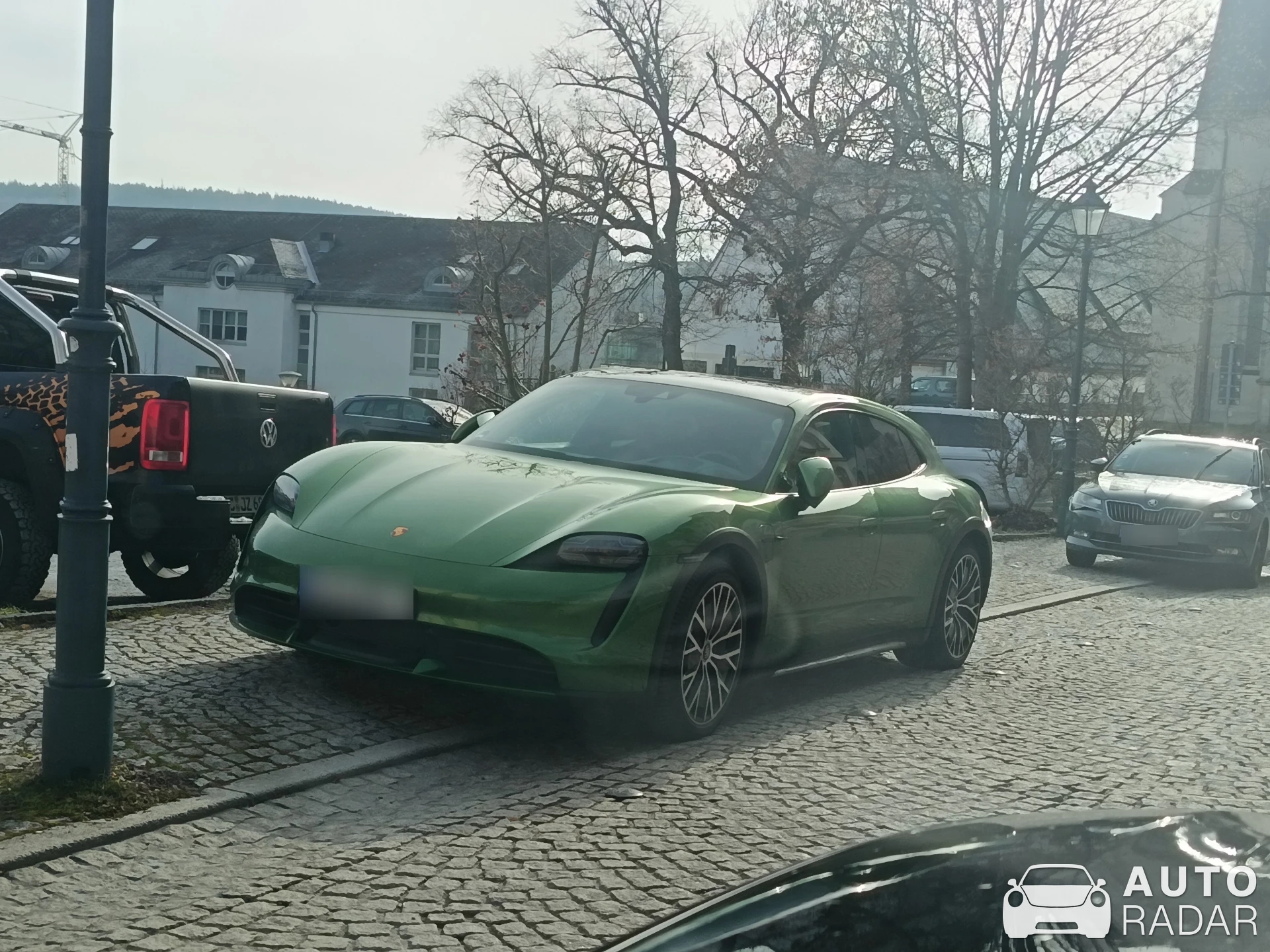 Porsche Taycan Turbo Cross Turismo spotted in Plauen