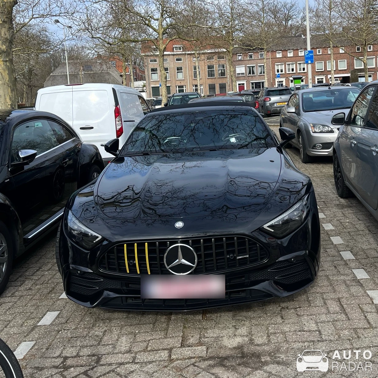 Mercedes-AMG SL 63 R232 spotted in Dinteloord