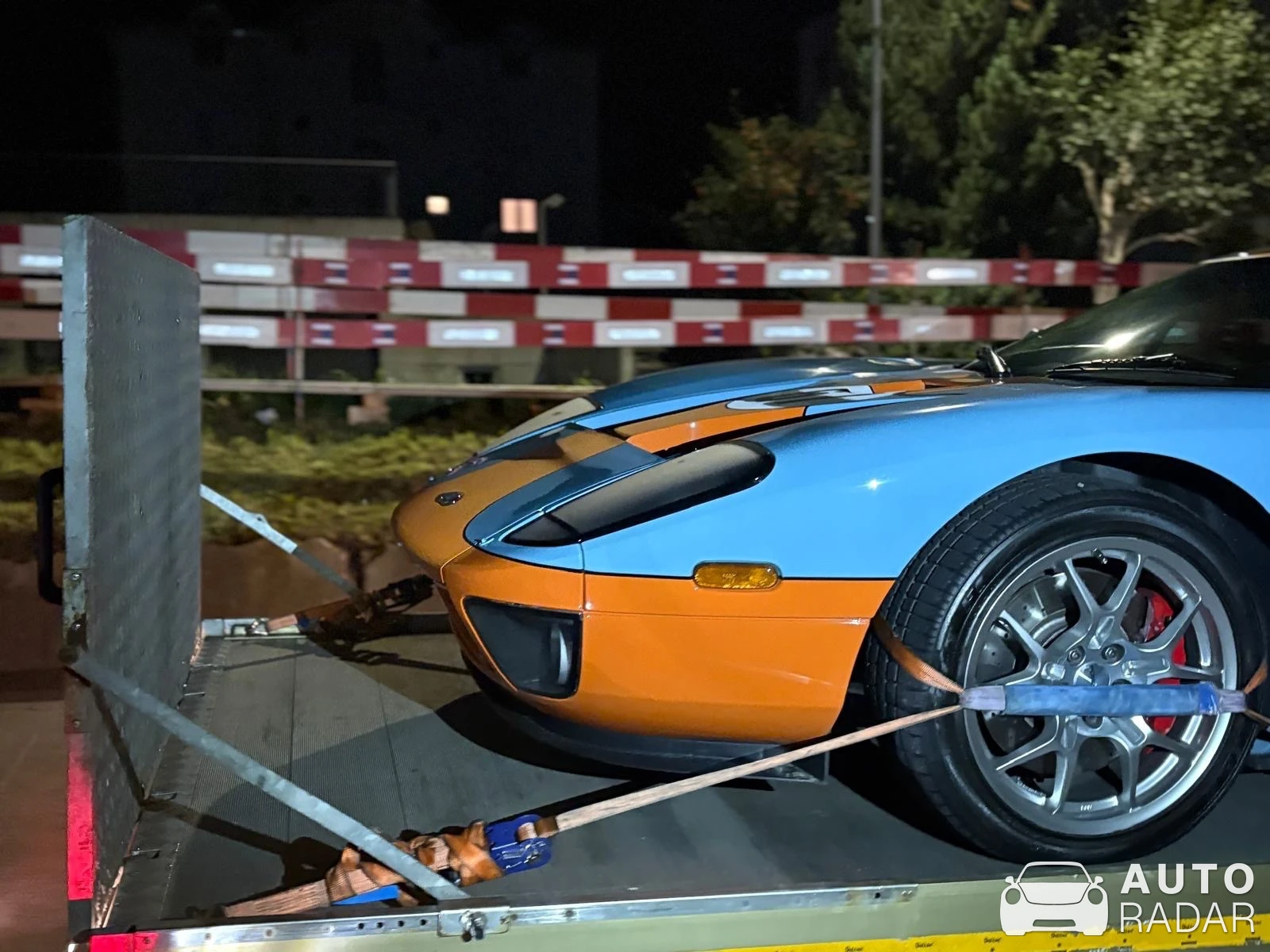 Ford GT 2005 Heritage Edition spotted in St. Moritz