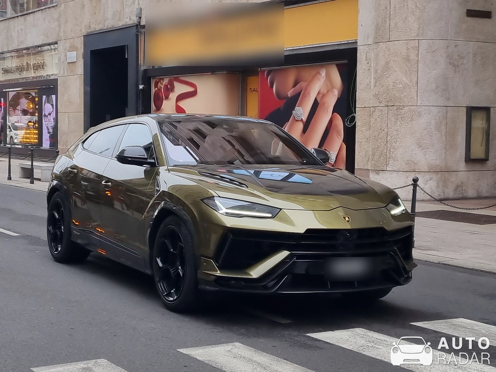 Lamborghini Urus Performante spotted in Milano, Italia