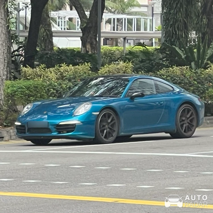 Porsche 991 Carrera MkI spotted in Singapore, Singapore