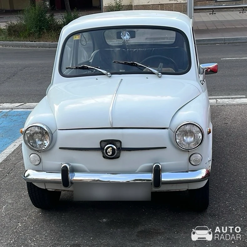 SEAT 600 Abarth spotted in Valladolid, España