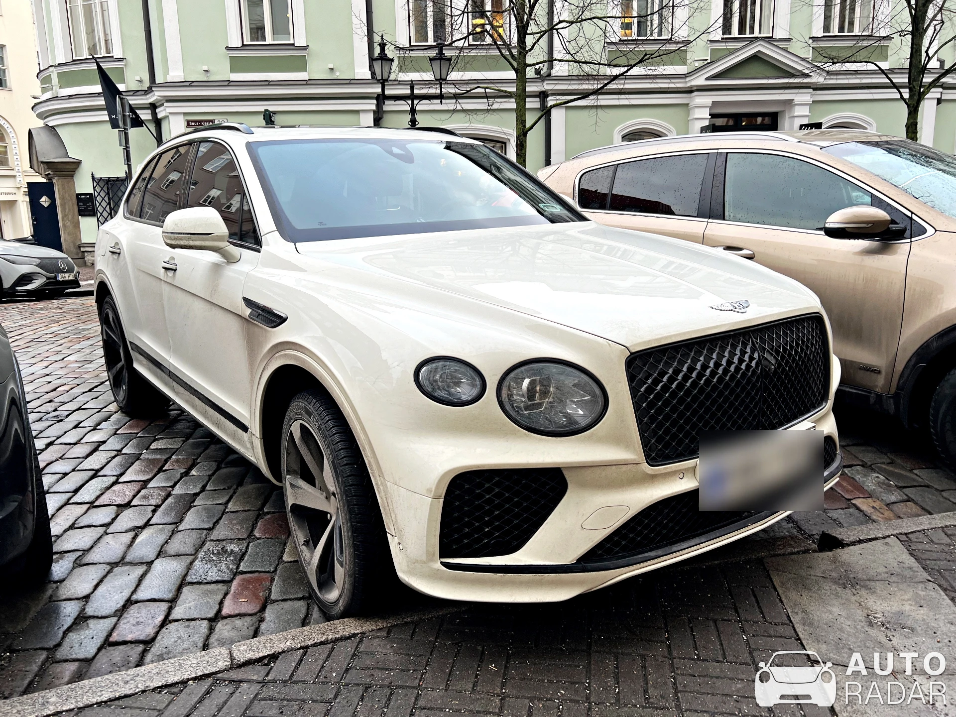 Bentley Bentayga V8 spotted in Tallinn, Эстония