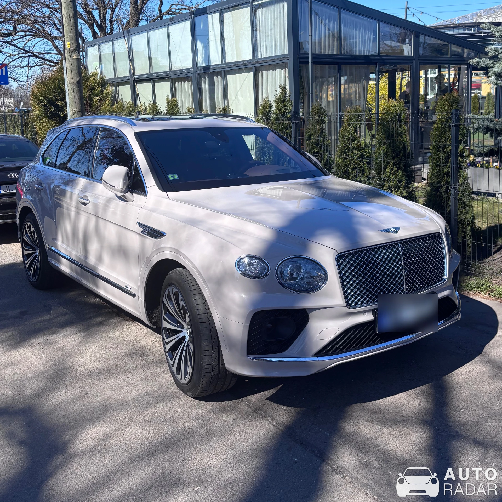 Bentley Bentayga Hybrid spotted in Riga