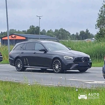 Mercedes-AMG E 53 Estate S213 spotted in Wilhelmshaven