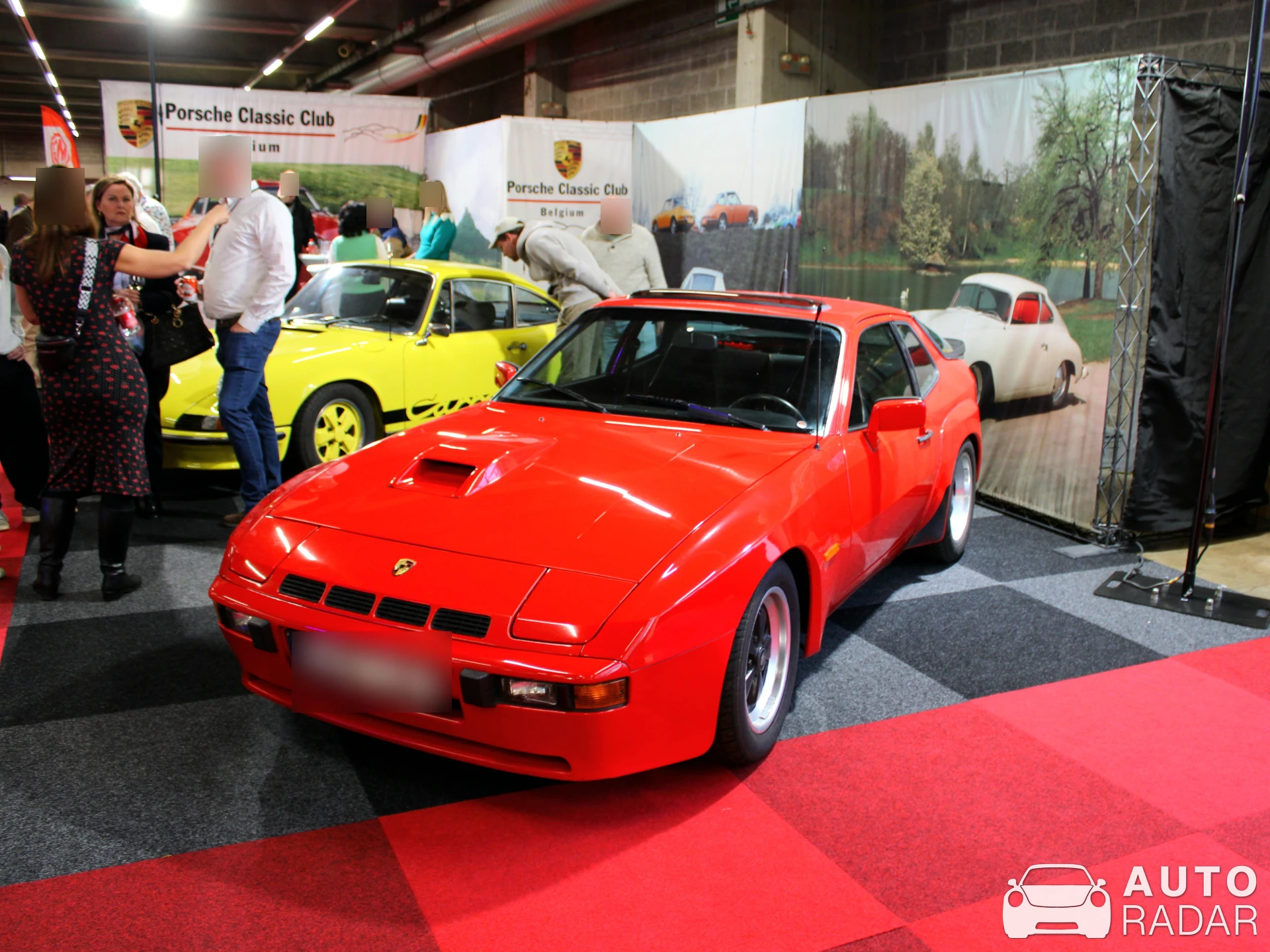 Porsche 924 Carrera GTS spotted in Antwerpen