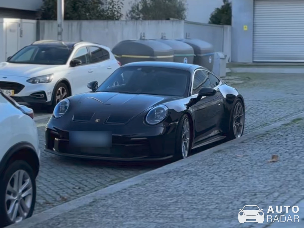 Porsche 992 GT3 MkI spotted in Porto, Portugal