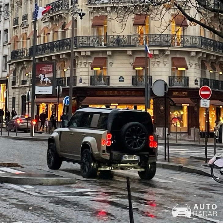 Land Rover Defender Octa spotted in Paris