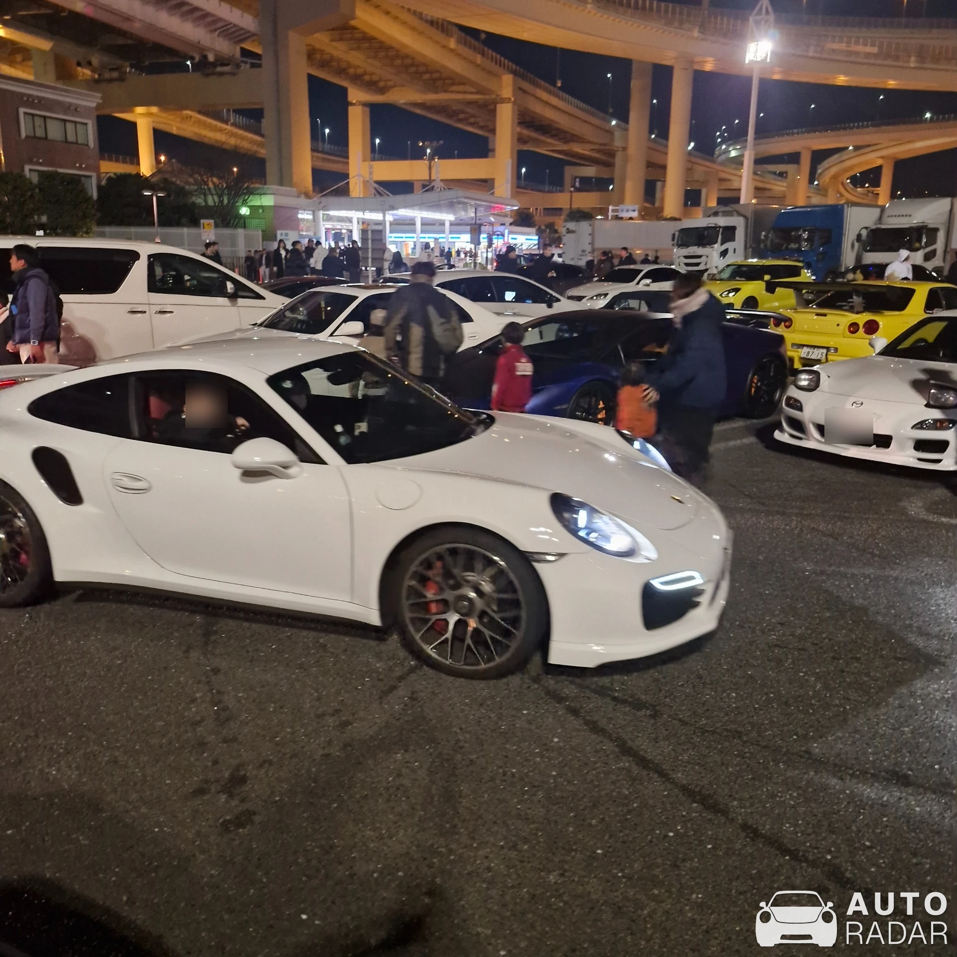Porsche 991 Turbo S MkII spotted in Suginami City, Japan