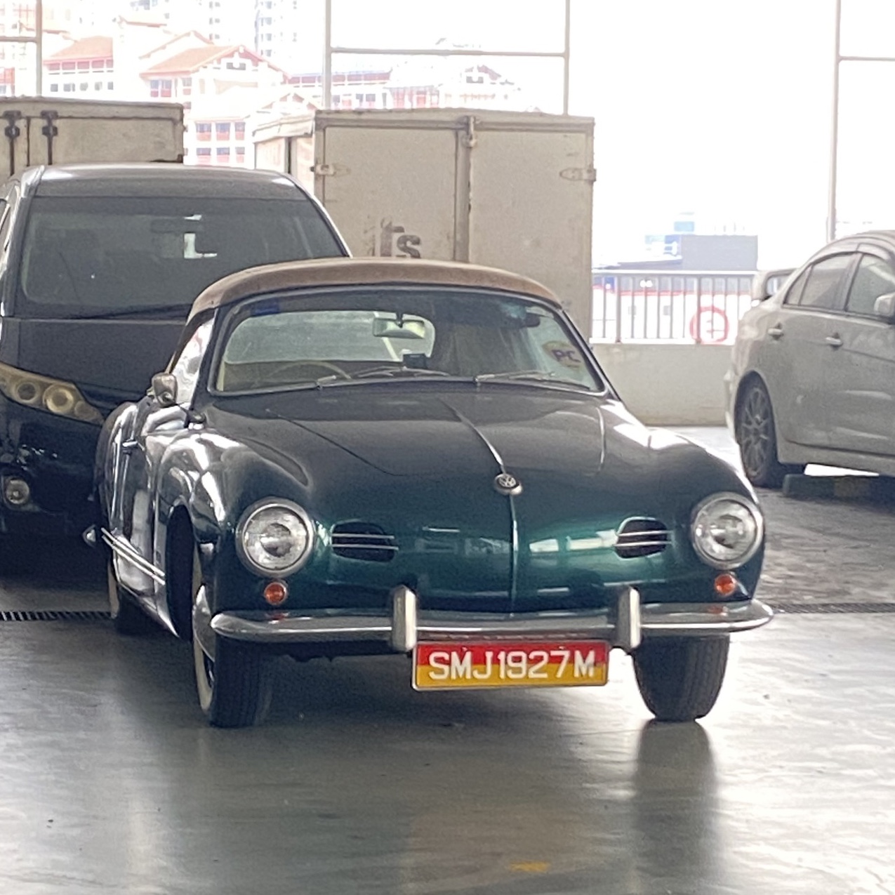 Volkswagen Type 14 Karmann-Ghia Cabriolet