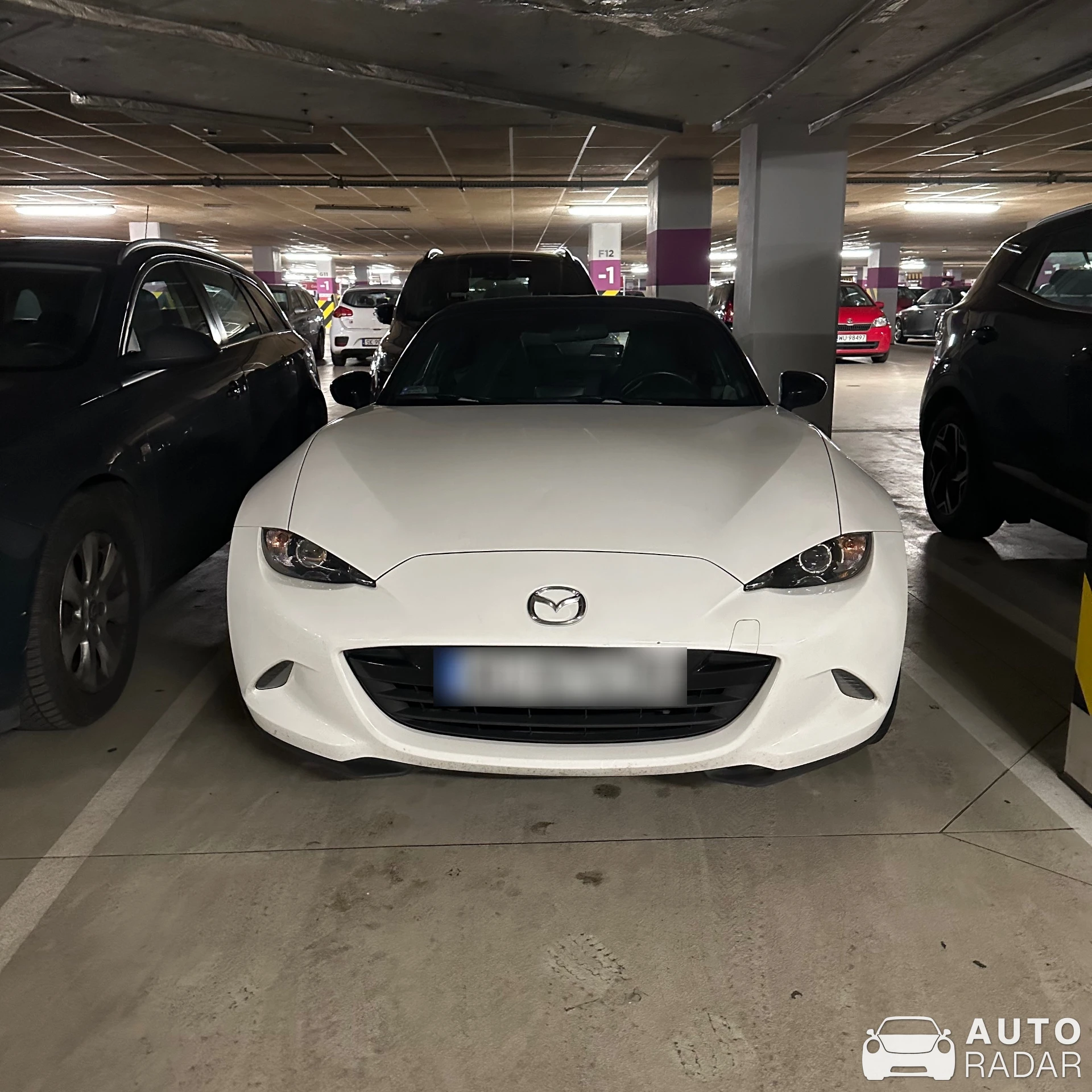 Mazda MX-5 spotted in Warszawa, Polska