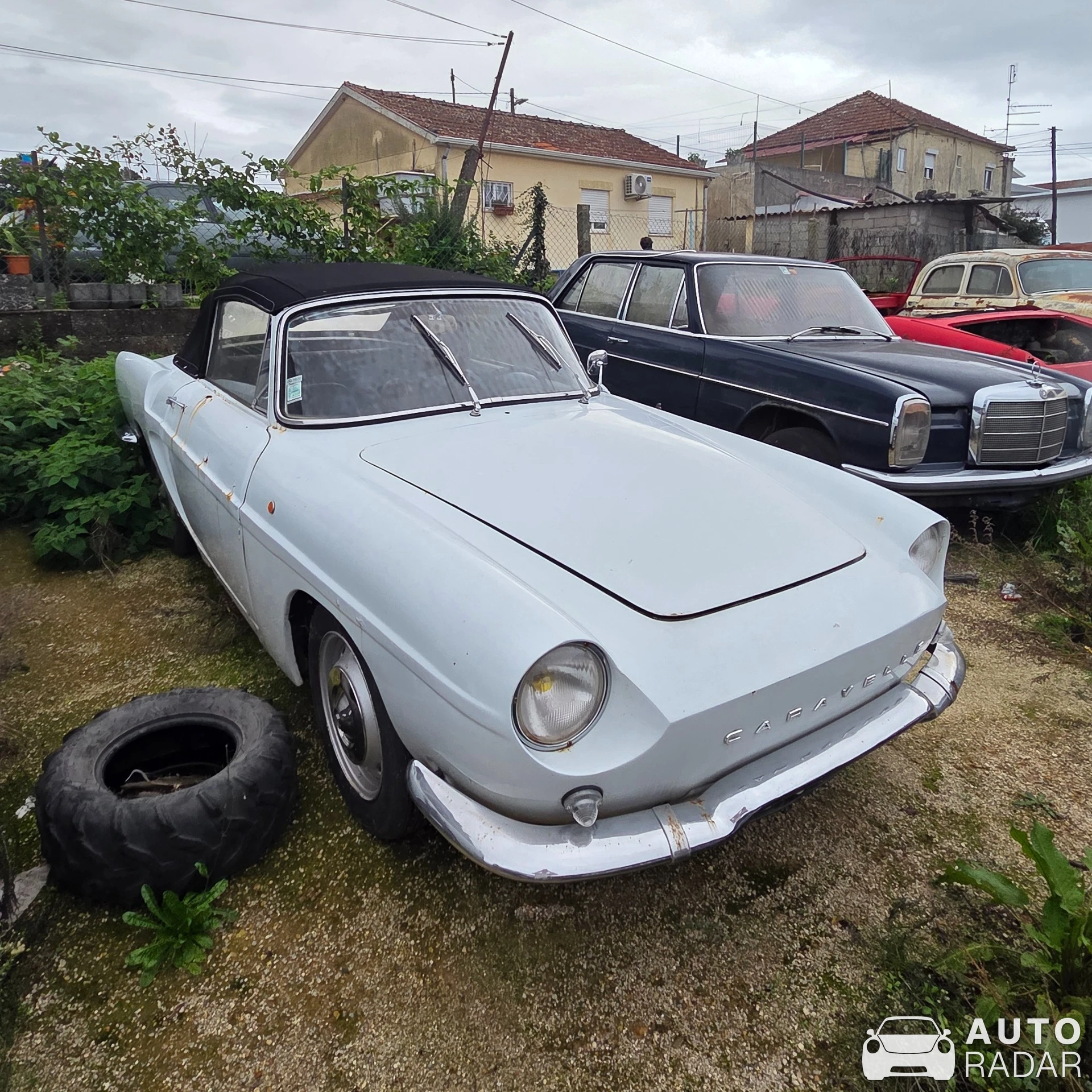 Renault Caravelle spotted in Paredes