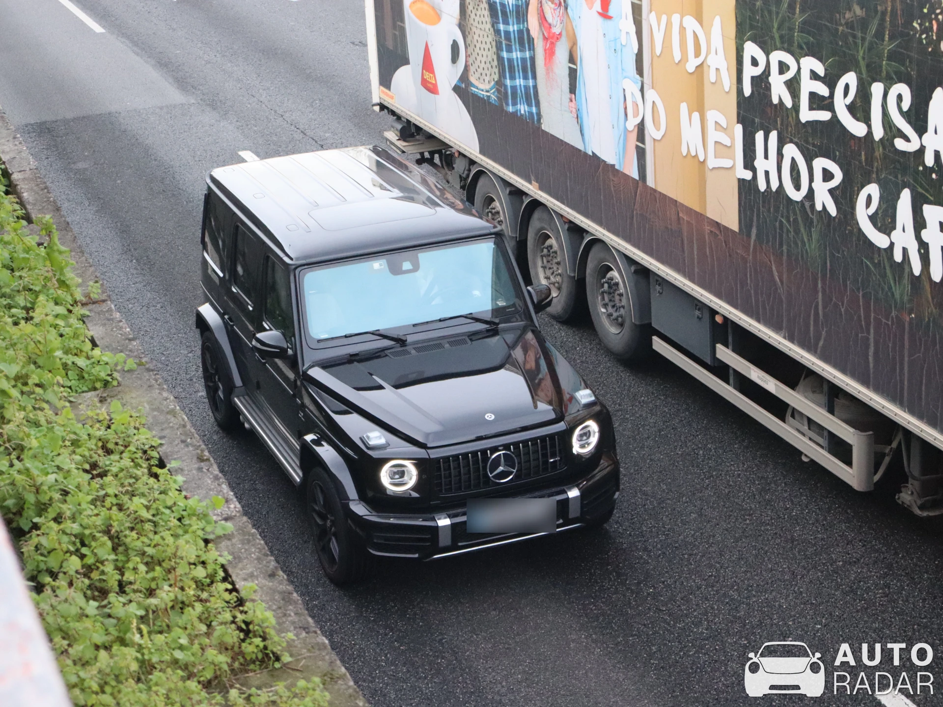 Mercedes-AMG G 63 W463 2018 spotted in Porto, Portugal