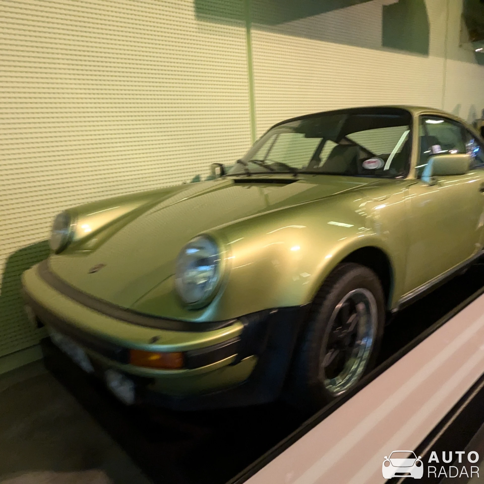 Porsche 930 Turbo spotted in Glasgow City, United Kingdom