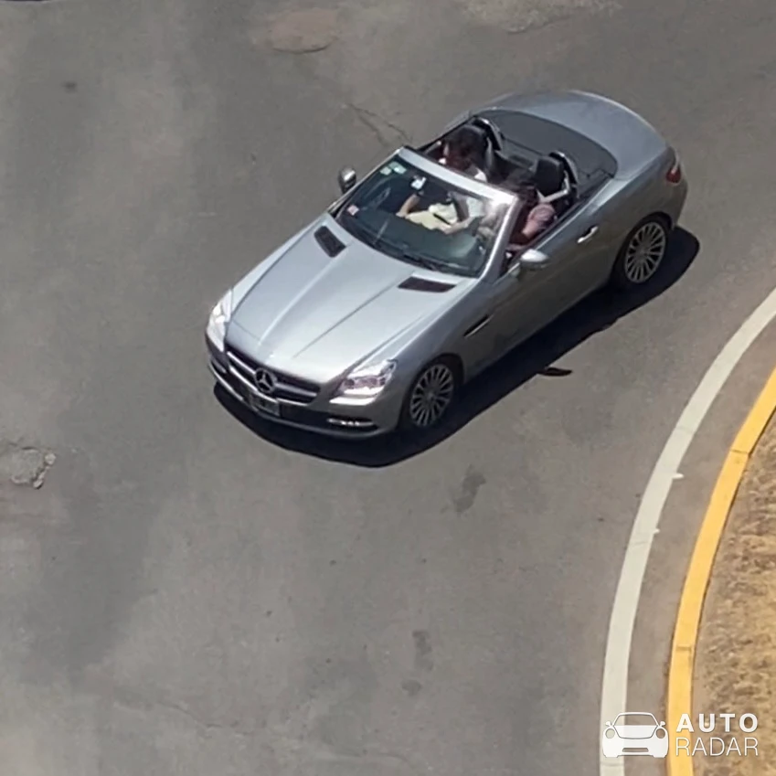Mercedes-Benz SLK-Klasse R172 spotted in Villa Urquiza, Argentina