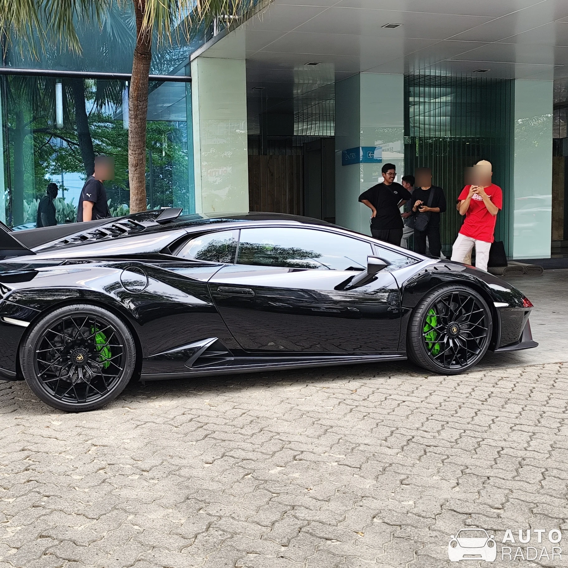 Lamborghini Huracán LP640-2 STO spotted in Jkt Pusat, Indonesia