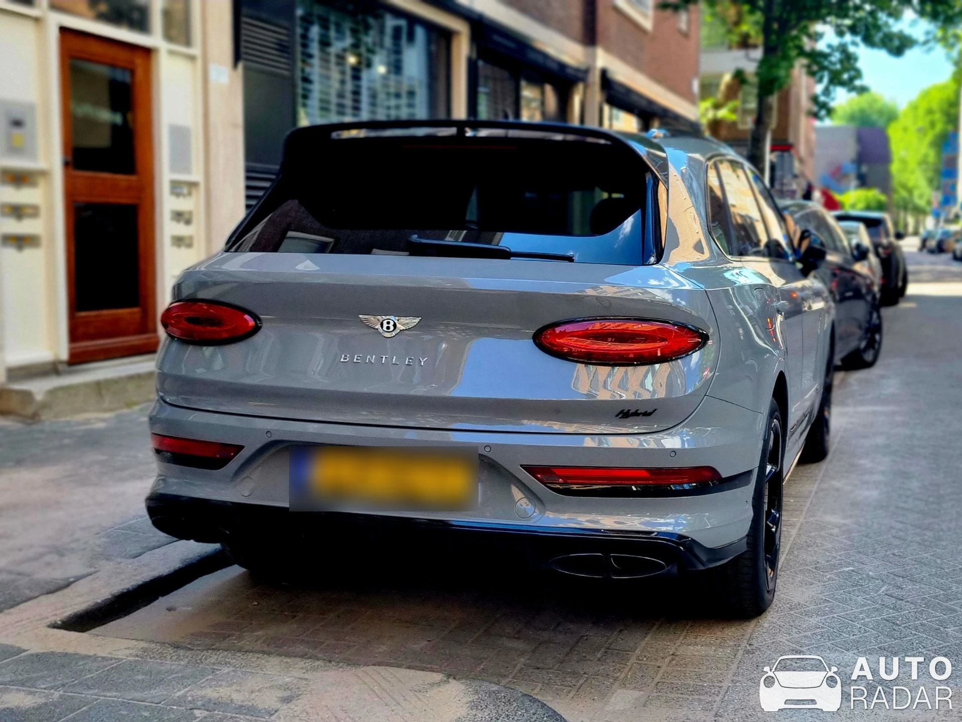 Bentley Bentayga Hybrid S spotted in Rotterdam