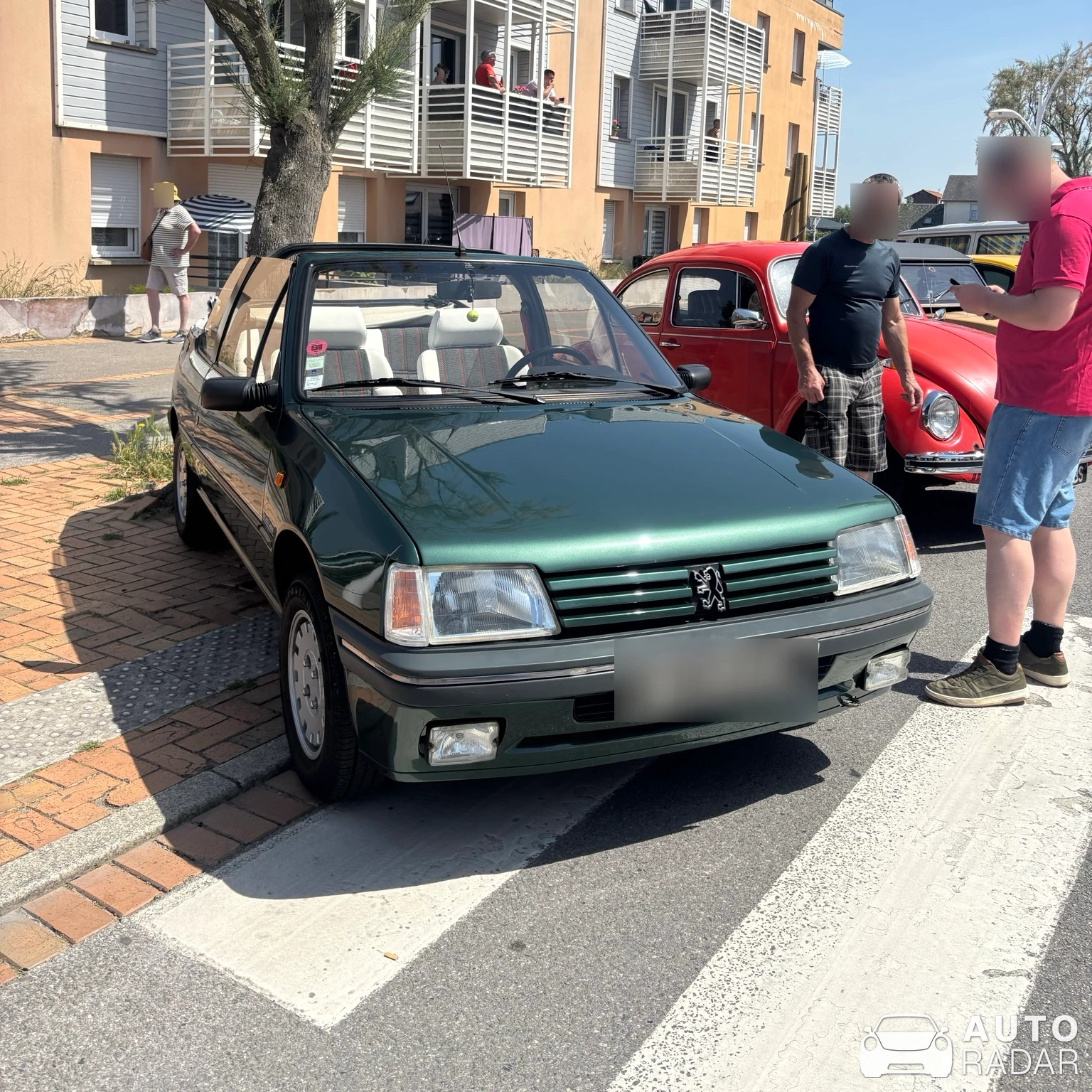 Peugeot 205 Rolland Garros spotted in Fort-Mahon-Plage