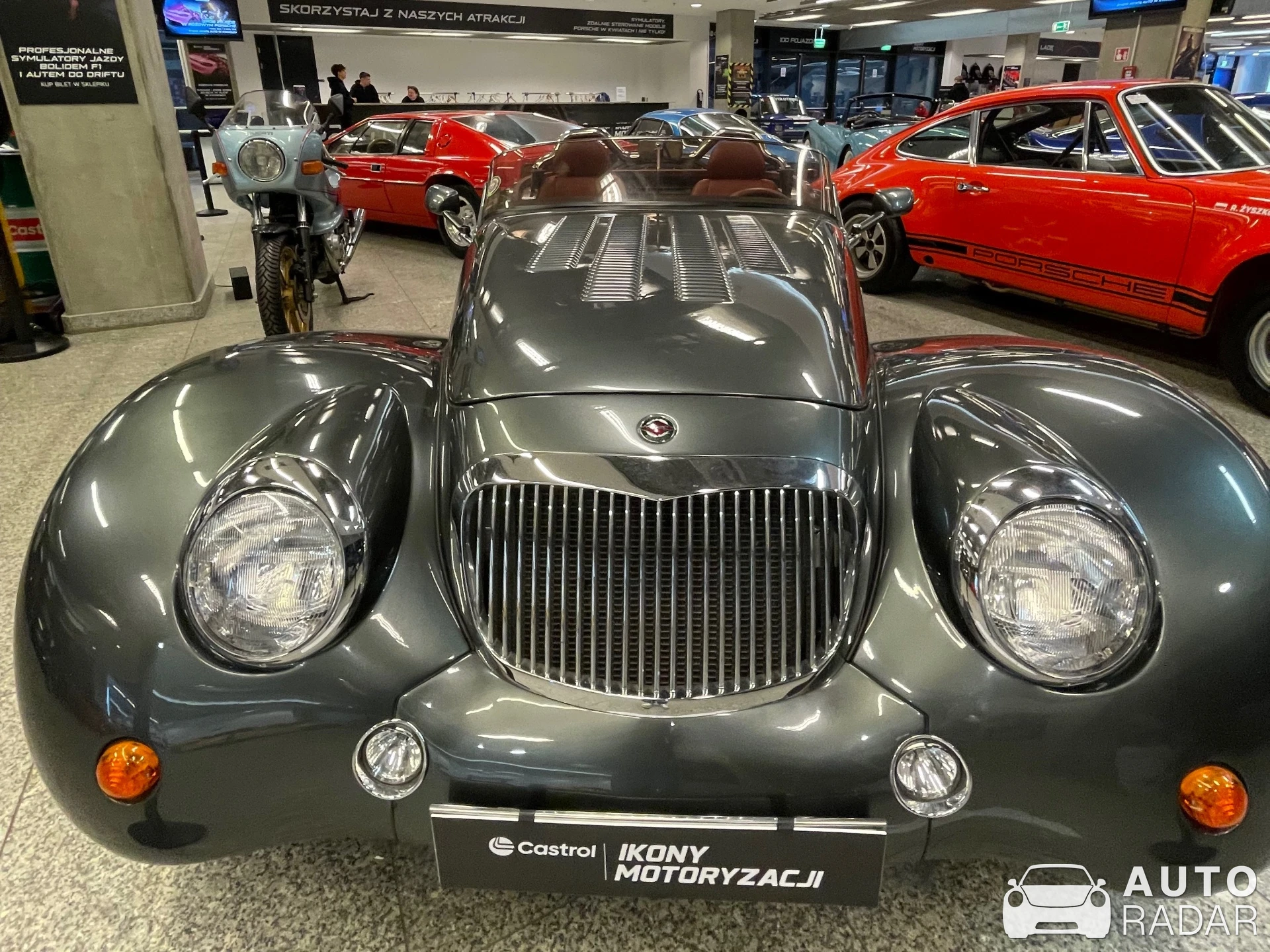 Morgan Leopard 6 Litre Roadster spotted in Warszawa