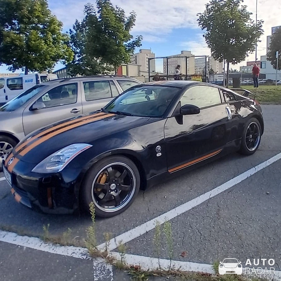 Nissan 350Z spotted in Třebíč, Czechia