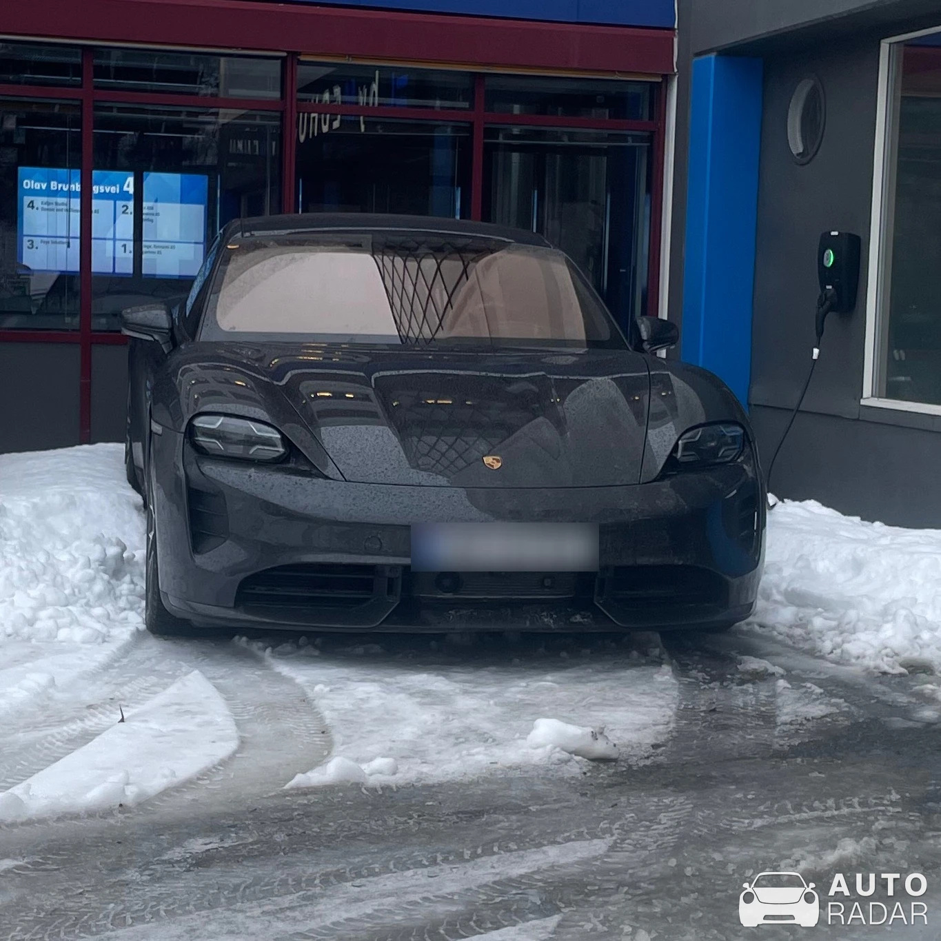 Porsche Taycan GTS spotted in Asker, Norge