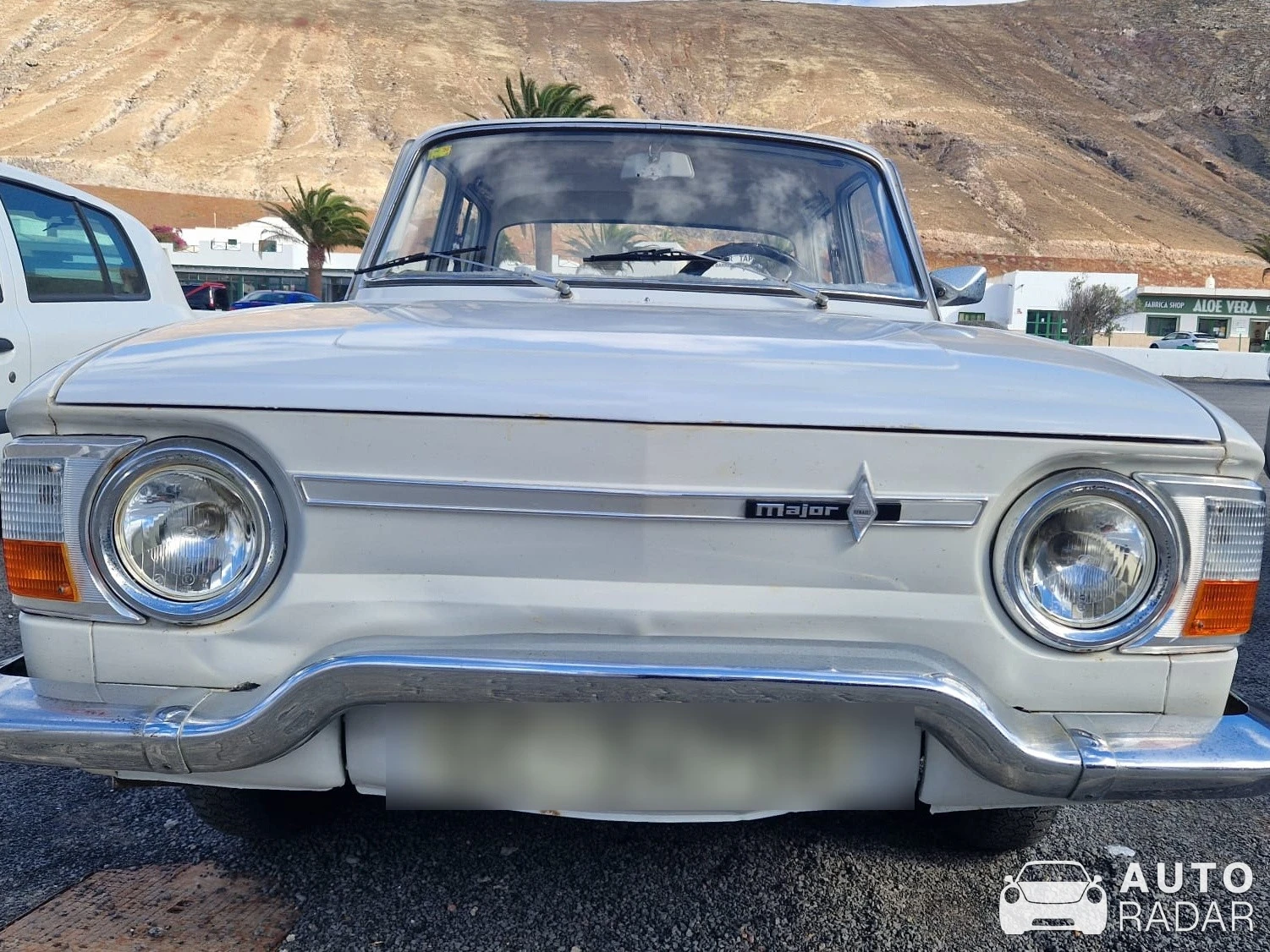 Renault 10 spotted in Yaiza