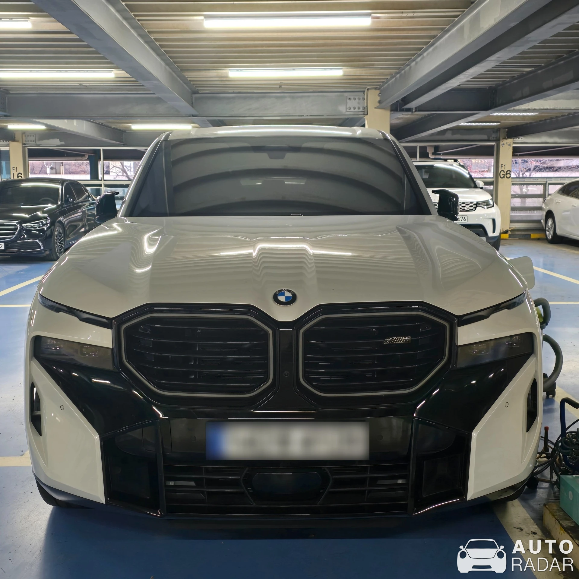 BMW XM G09 spotted in Seocho District, South Korea