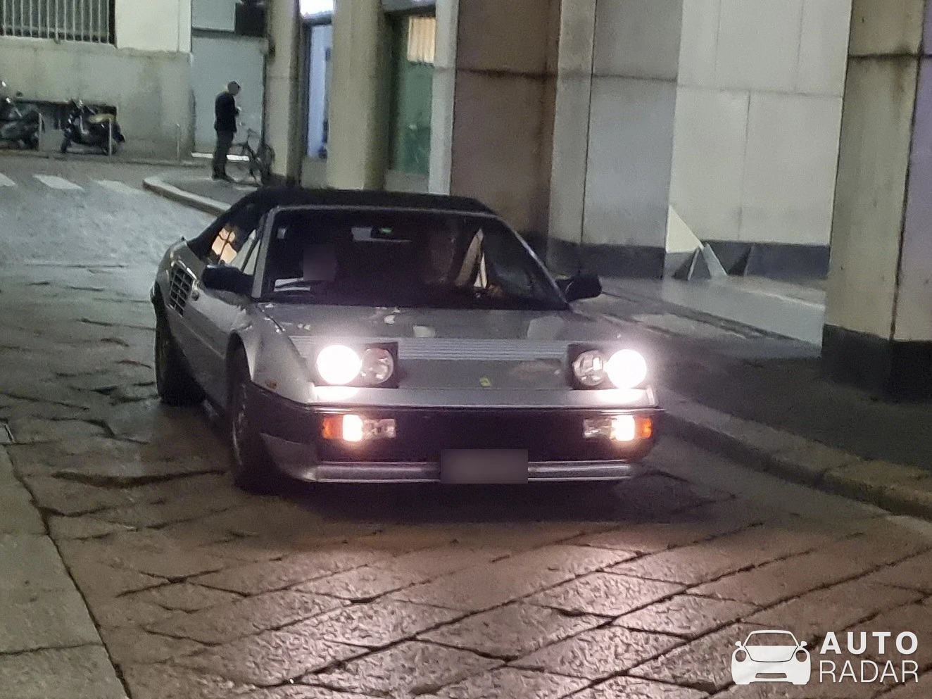 Ferrari Mondial Cabriolet spotted in Milano