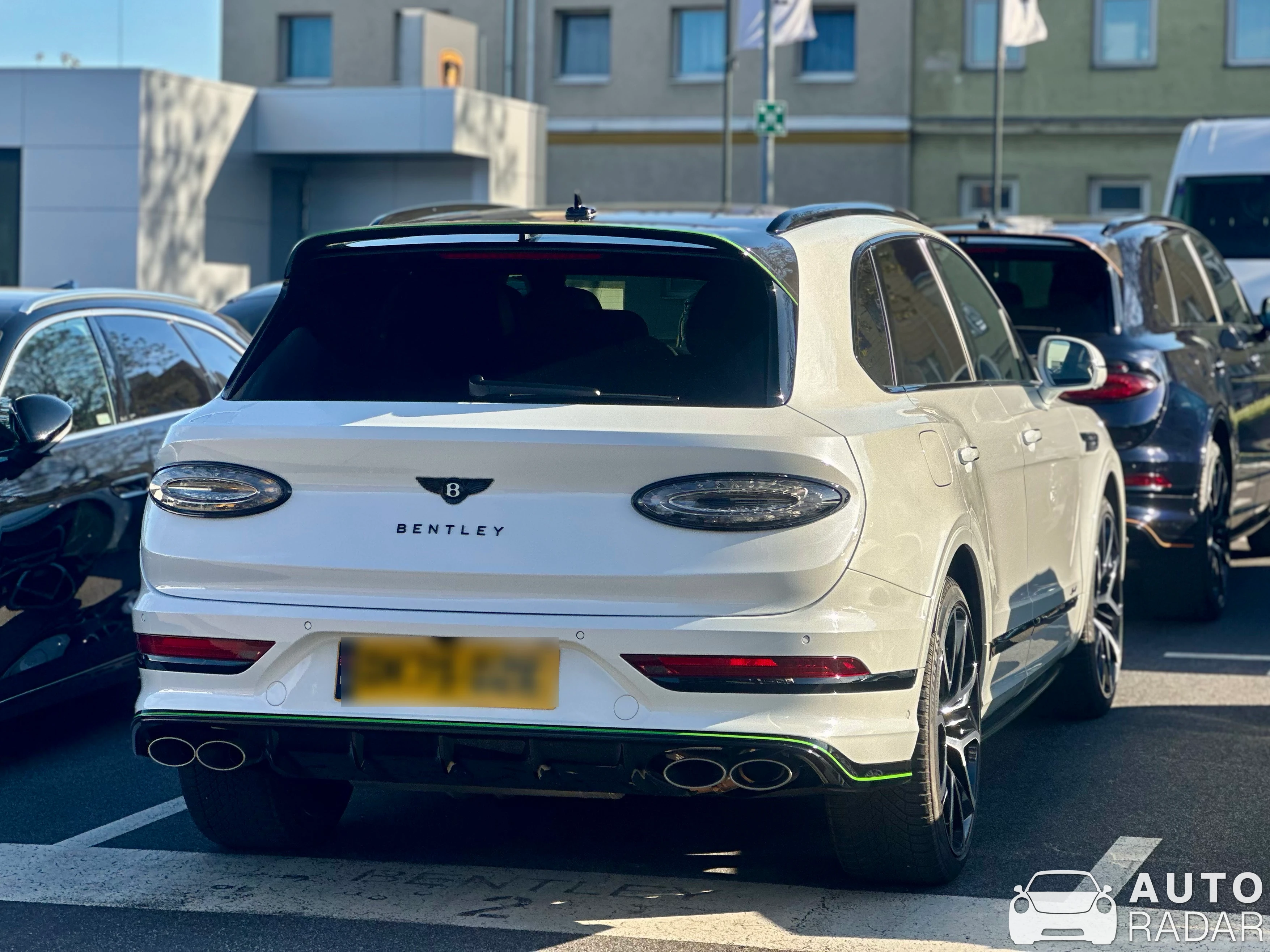 Bentley Bentayga Black Edition spotted in Wien