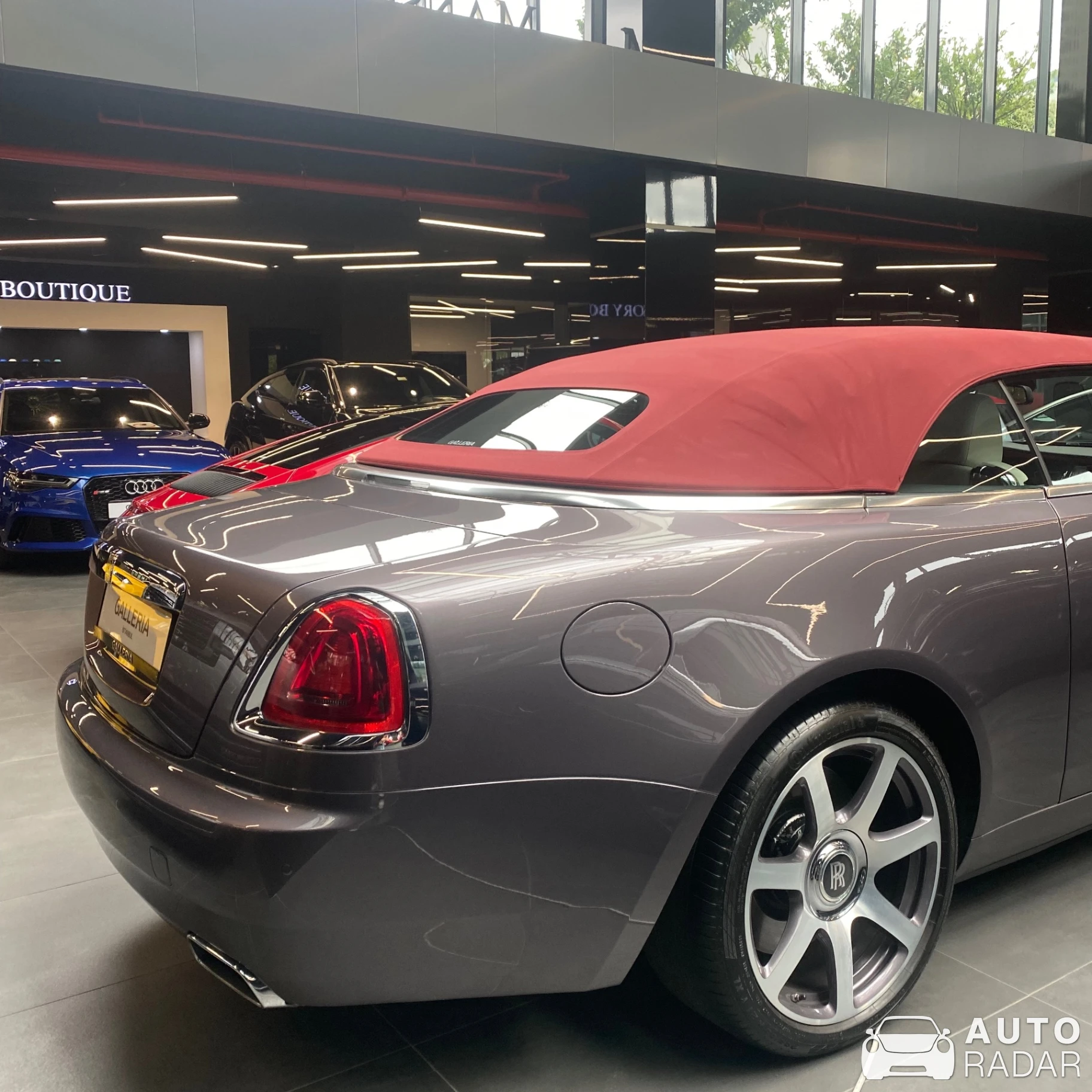 Rolls-Royce Dawn spotted in Şişli, Türkiye