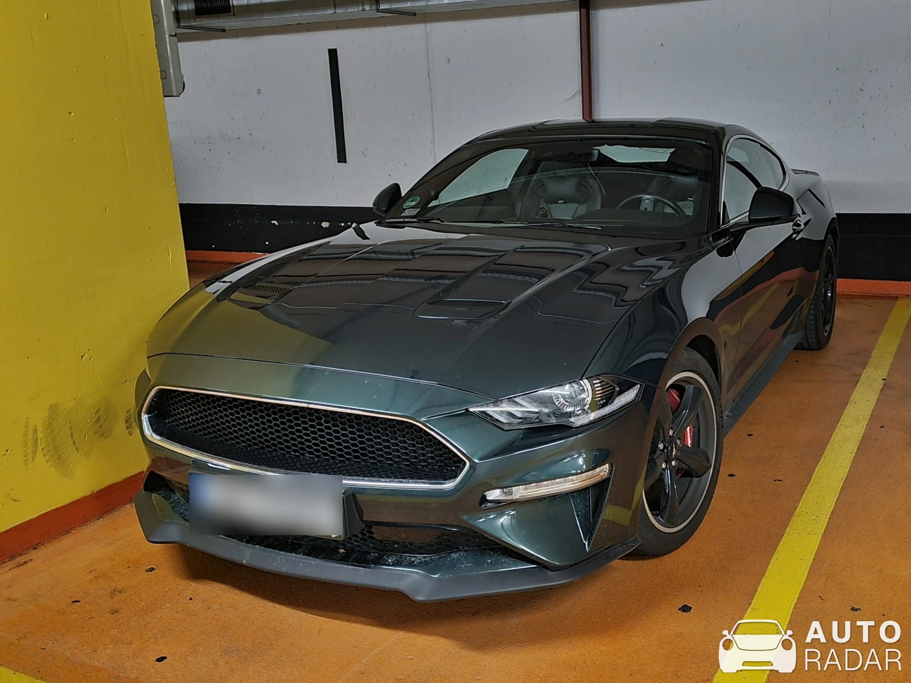 Ford Mustang Bullitt spotted in Milano, Italia
