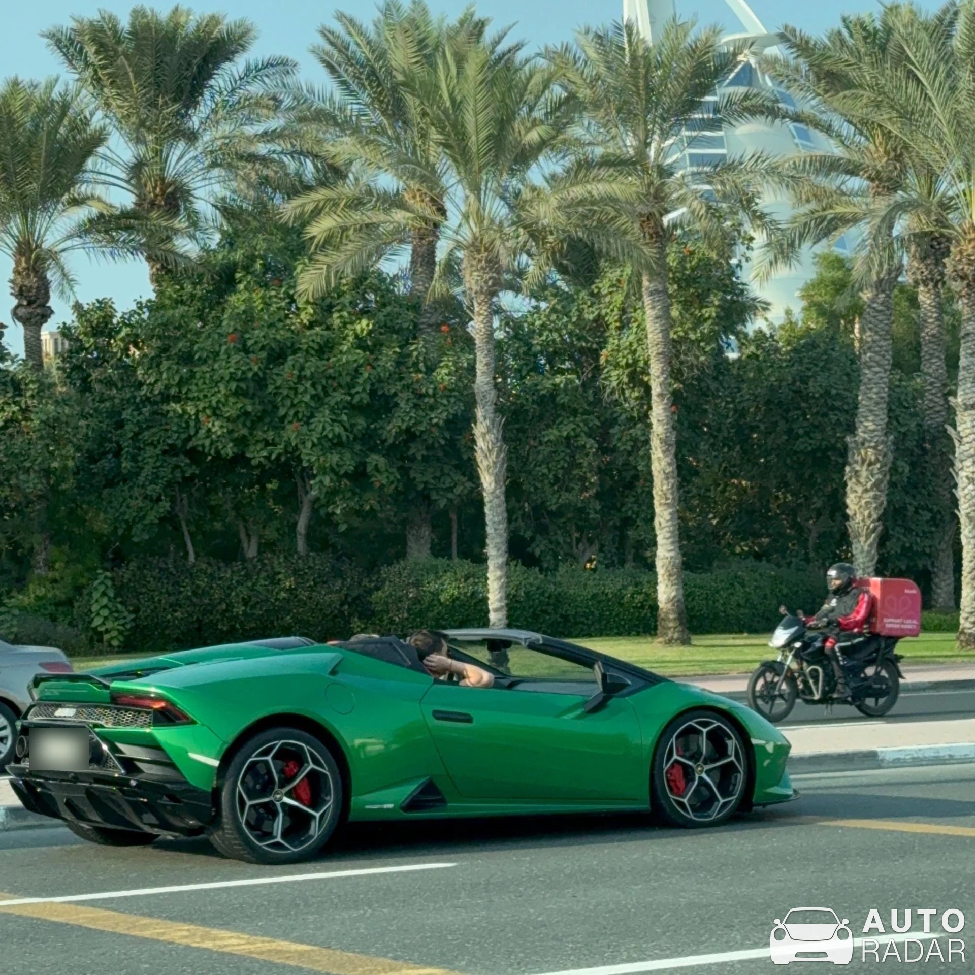 Lamborghini Huracán LP640-4 EVO Spyder spotted in Dubai, United Arab Emirates