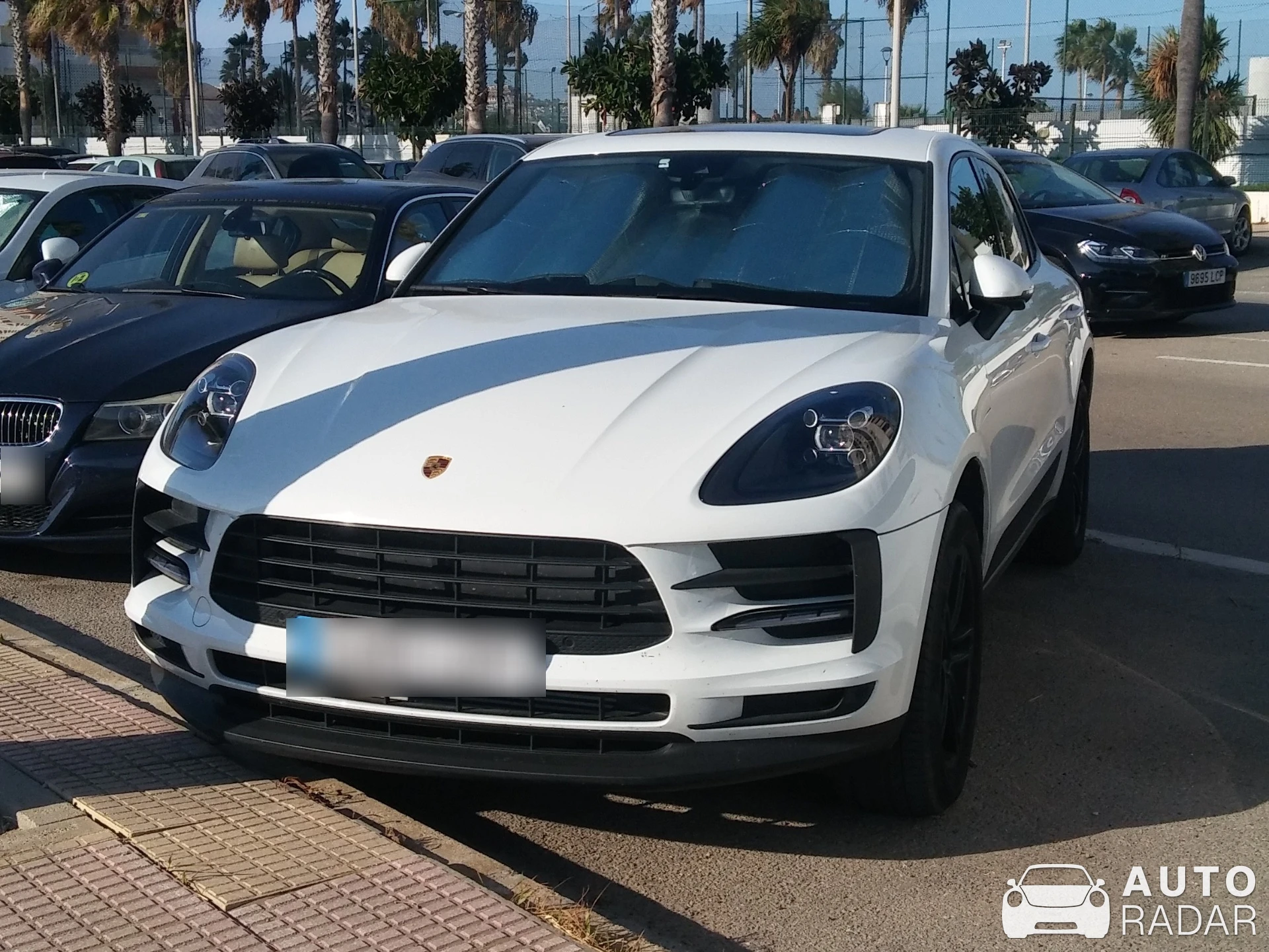 Porsche Macan spotted in Cullera, Spain