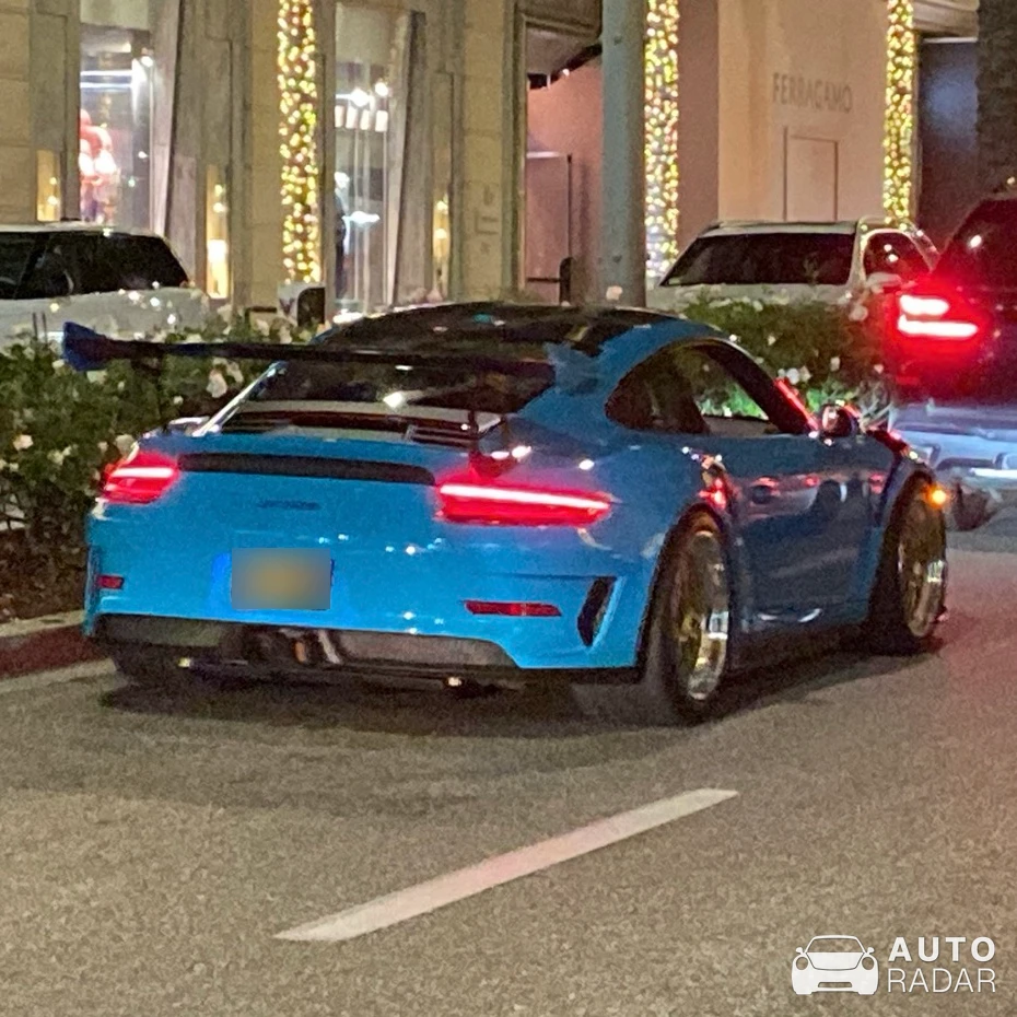 Porsche 991 GT3 RS MkII spotted in Beverly Hills, United States