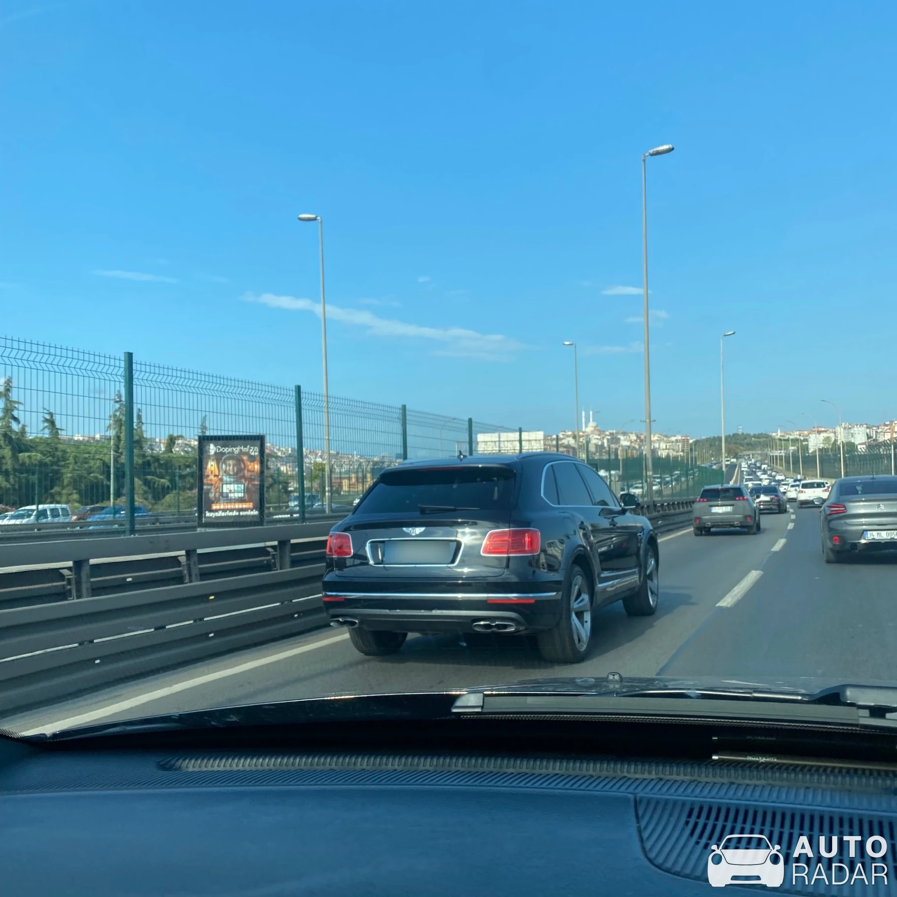 Bentley Bentayga V8 S 2022 spotted in Eyüpsultan, Türkiye