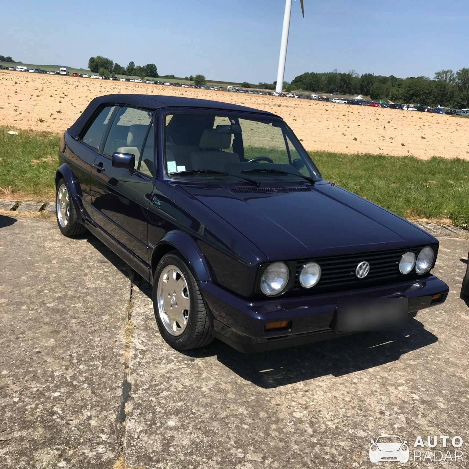 Volkswagen Golf Cabriolet MkI spotted in Le Mans, France