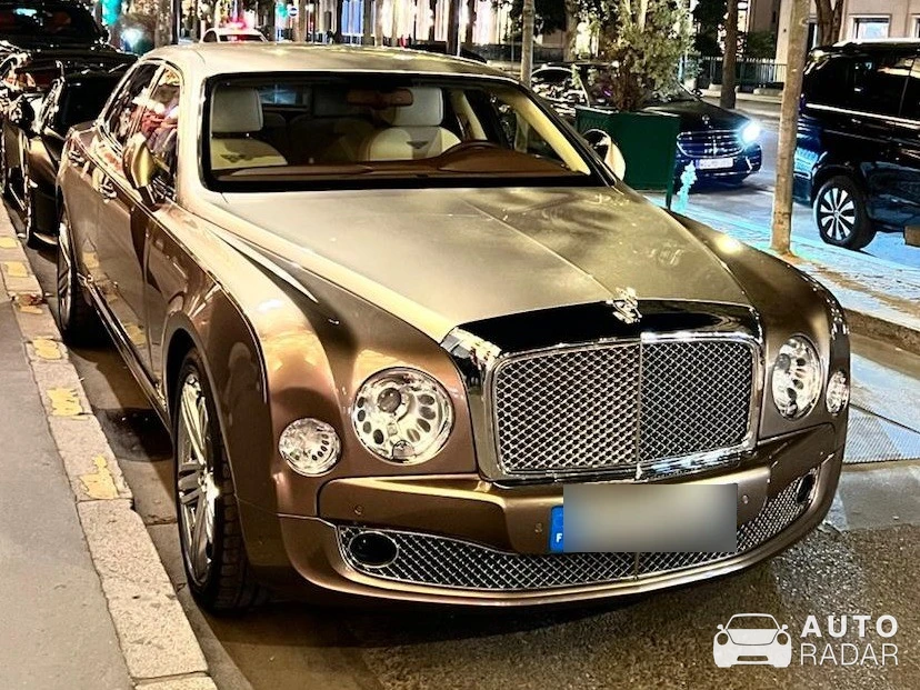 Bentley Mulsanne Speed 2015 spotted in Paris, France