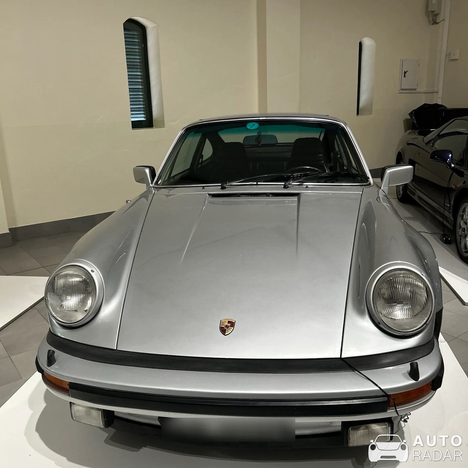 Porsche 930 Turbo spotted in Wemmershoek