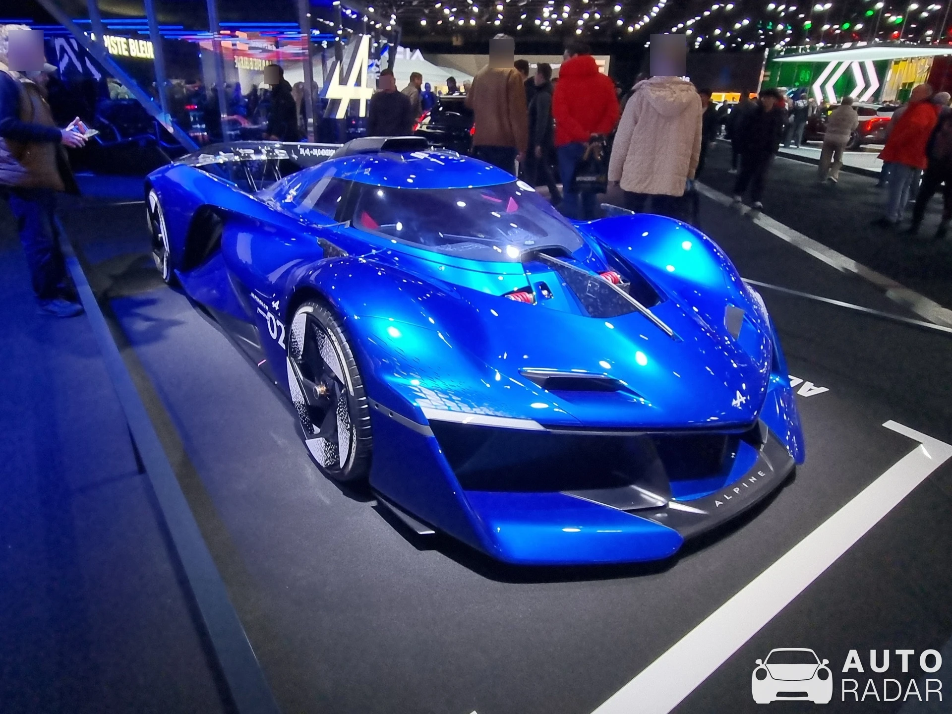 Alpine Alpenglow spotted in Brussels