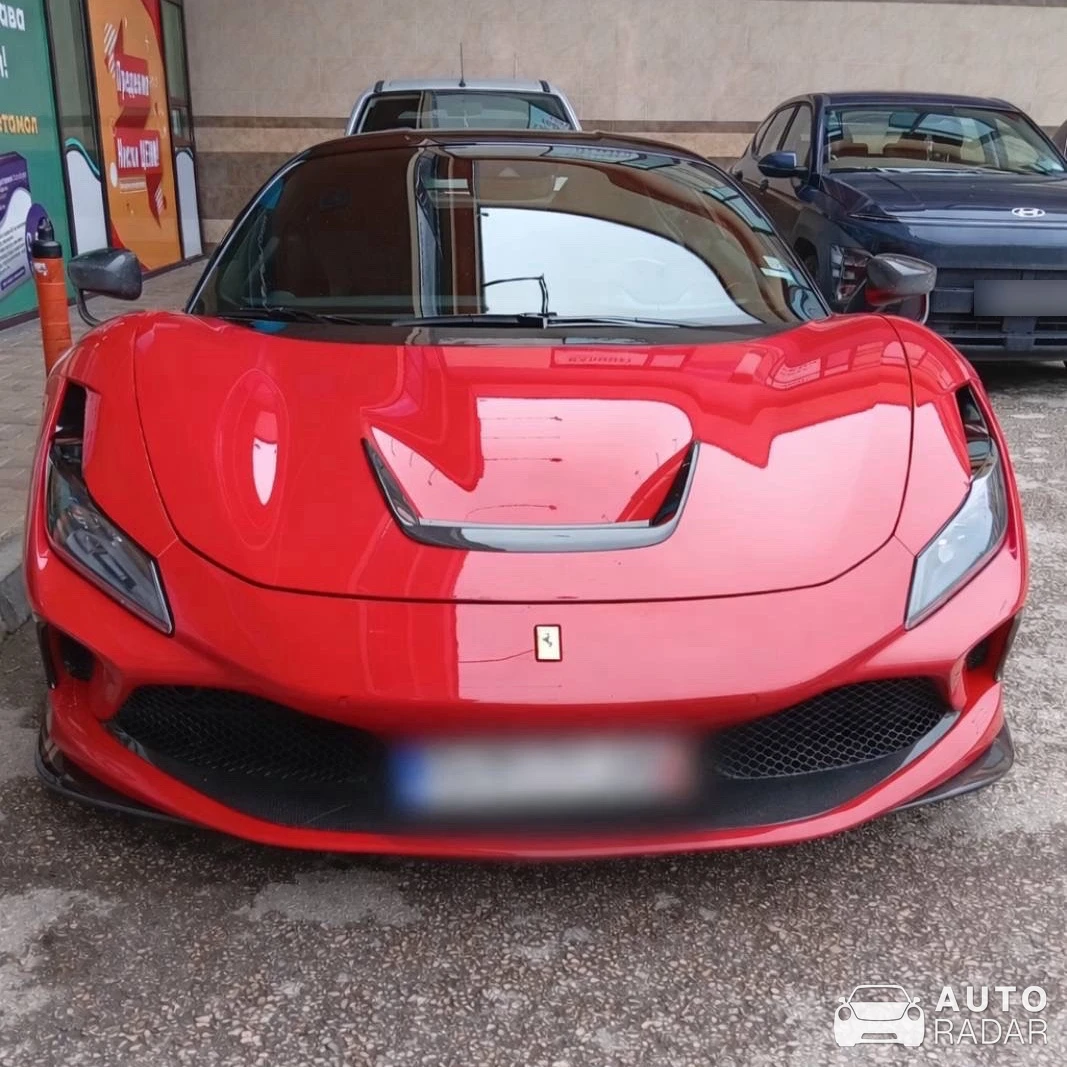Ferrari F8 Tributo Novitec Rosso spotted in Varna